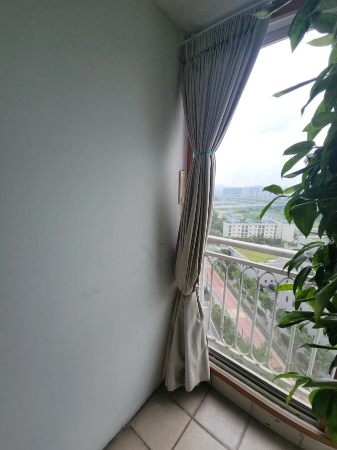 완강기 설치 전 아파트 발코니 릴타입