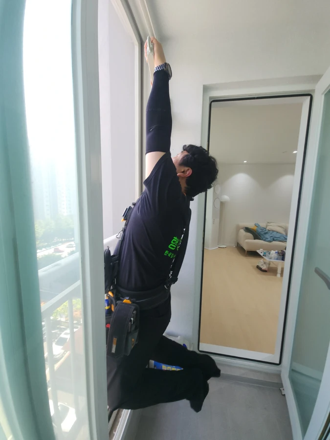 완강기 설치 고층 아파트 발코니 완료